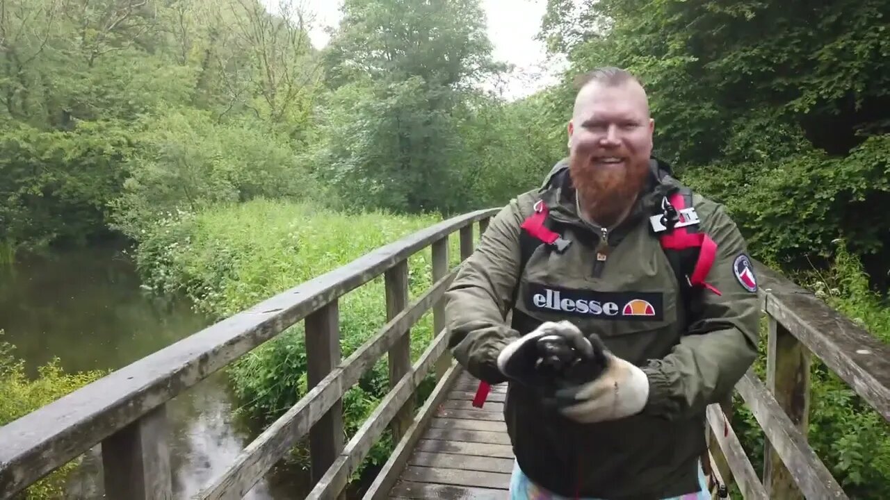 Magnet Fishing on Anglesey Wales with @beerboxingandmoidering @garyandginj Subscribe For More!