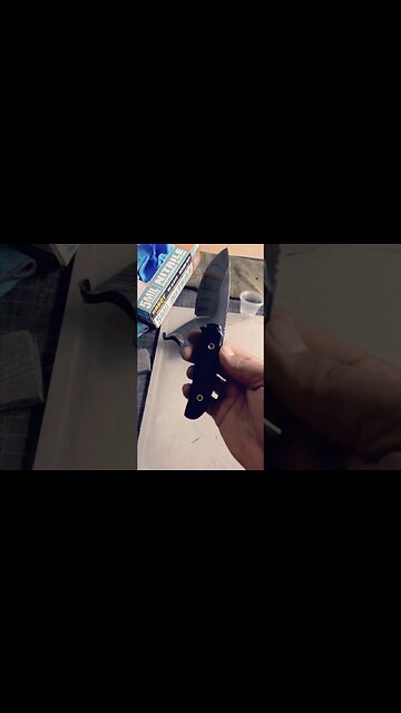 New EDC/Hunter Build. Hollow ground, black Micarta handles