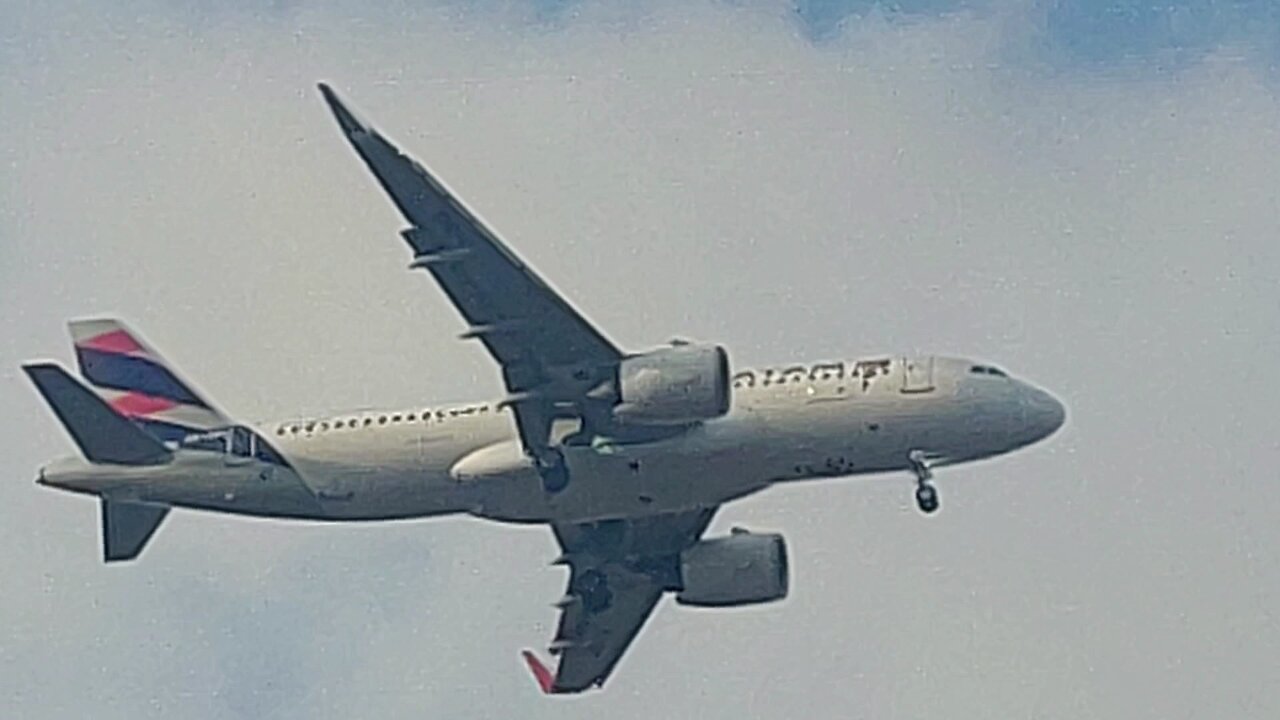 Airbus A320NEO PR-XBK coming from São Paulo to Fortaleza