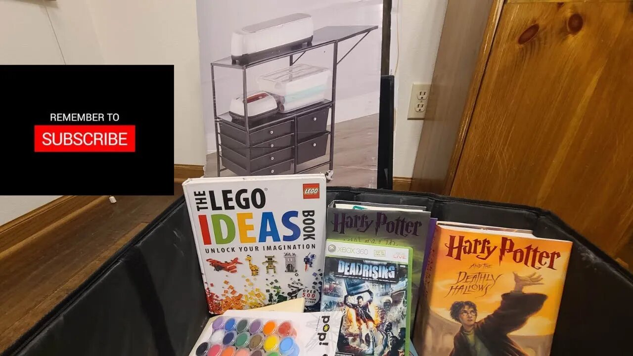 DUMPSTER DIVING AT MICHAELS, HALF PRICED BOOKS, AND JOANNS!!!!