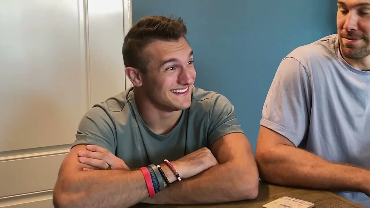 Vidgo TV - Rob Gronkowski Partners With Vidgo