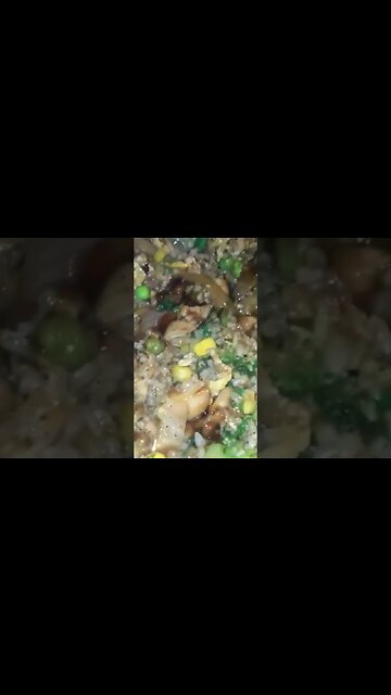 The absolute best fried rice you will ever make 🐔🌿😋#shorts