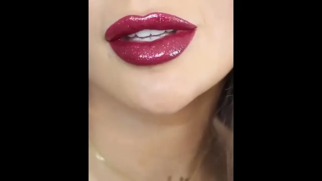 Gorgeous Lipstick Tutorials & Lips Art Ideas You Need! 10