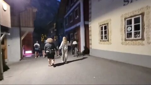 Highlight 36:43 – 41:41 von LIVE Driving and Discovering Austria: An Unforgettable European Adventu