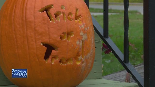 Fond du Lac Police investigating report of pill in Halloween candy