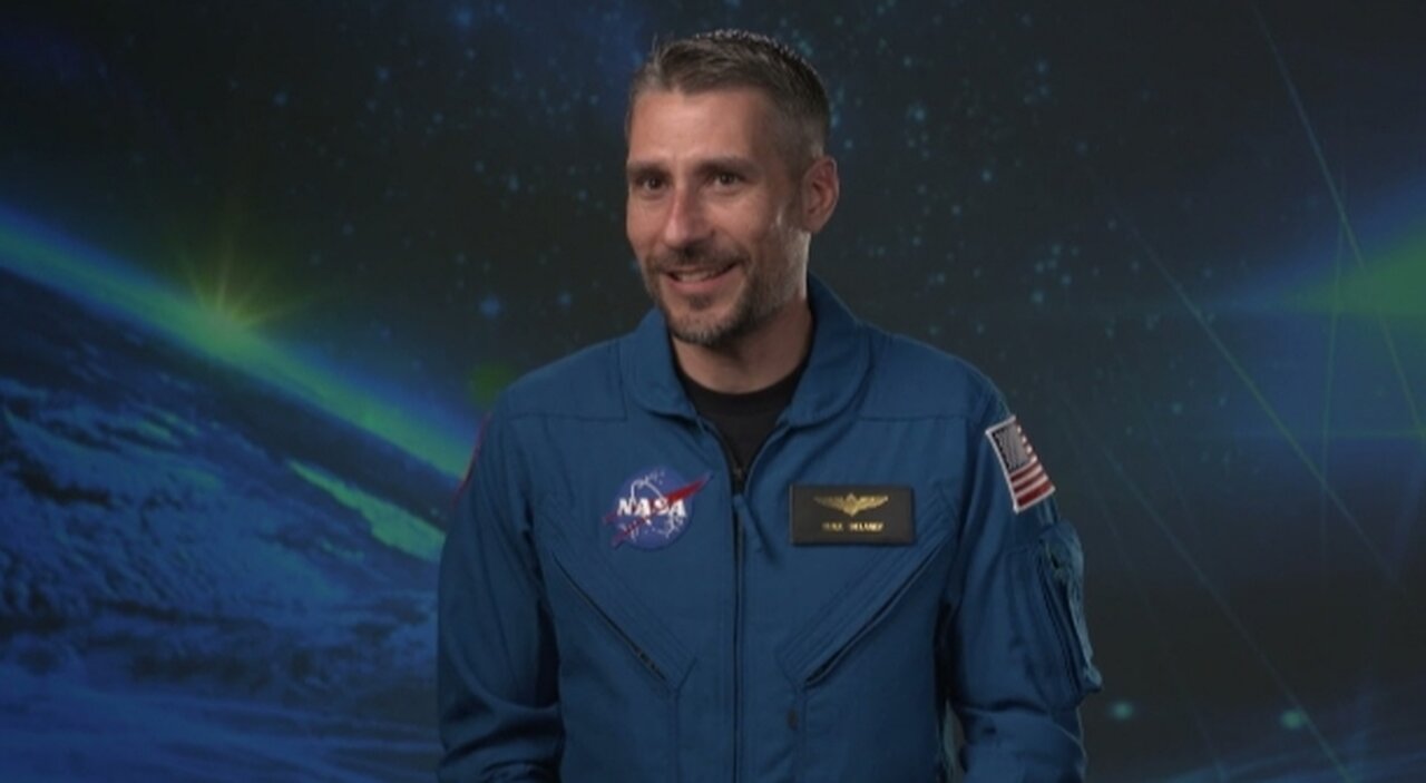 NASA Langley Pilot and Engineer Selected as 2021 NASA Astronaut Candidate