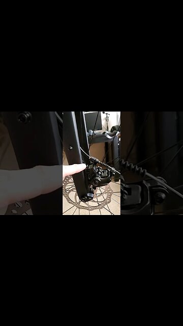 6061 Black Label All-Road carbon monster fork not allowing disc brake caliper to fit wheel