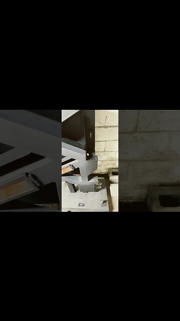 Wiseway Is Warm! Wiseway GW1949 & Custom Chimney! #bombcyclone #shorts