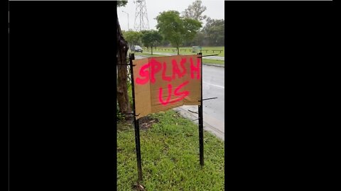 Splash Us!