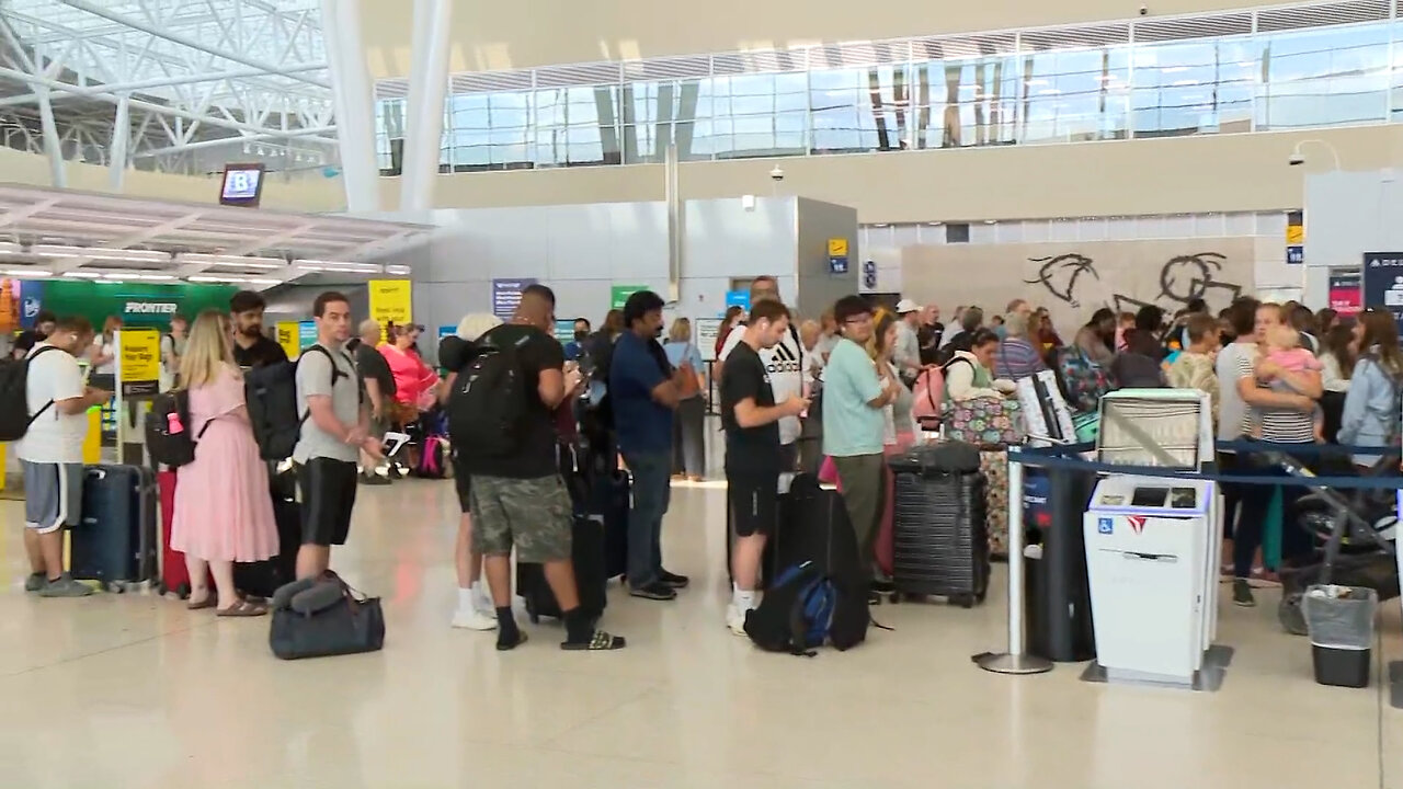 July 19, 2024 - Travelers Stranded at Airports, Including Indy, After Global Cyber Outage