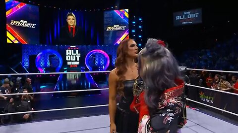 Mercedes Moné and Hikaru Shida Clash in Awkward Dynamite Segment! #shorts