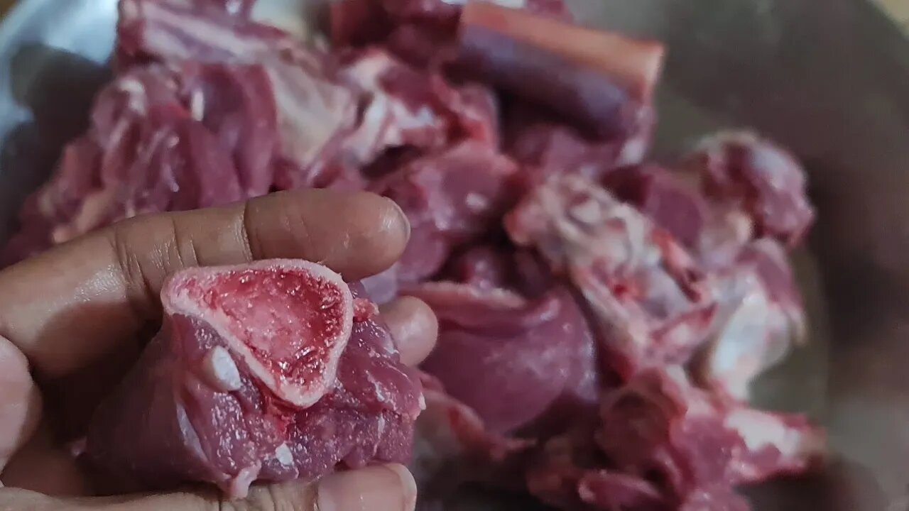 How to wash and boil goat meat Tasty Foodie Bites|| @TastyFoodieBites|| #TastyFoodieBites||