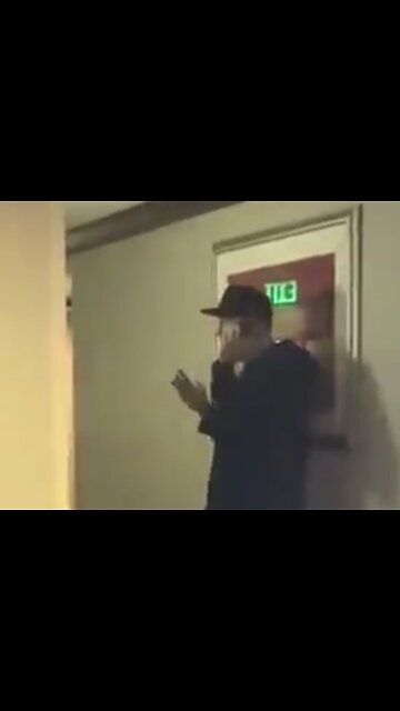 Michael Rapaport caught on camera speaking to his Mossad handlers.