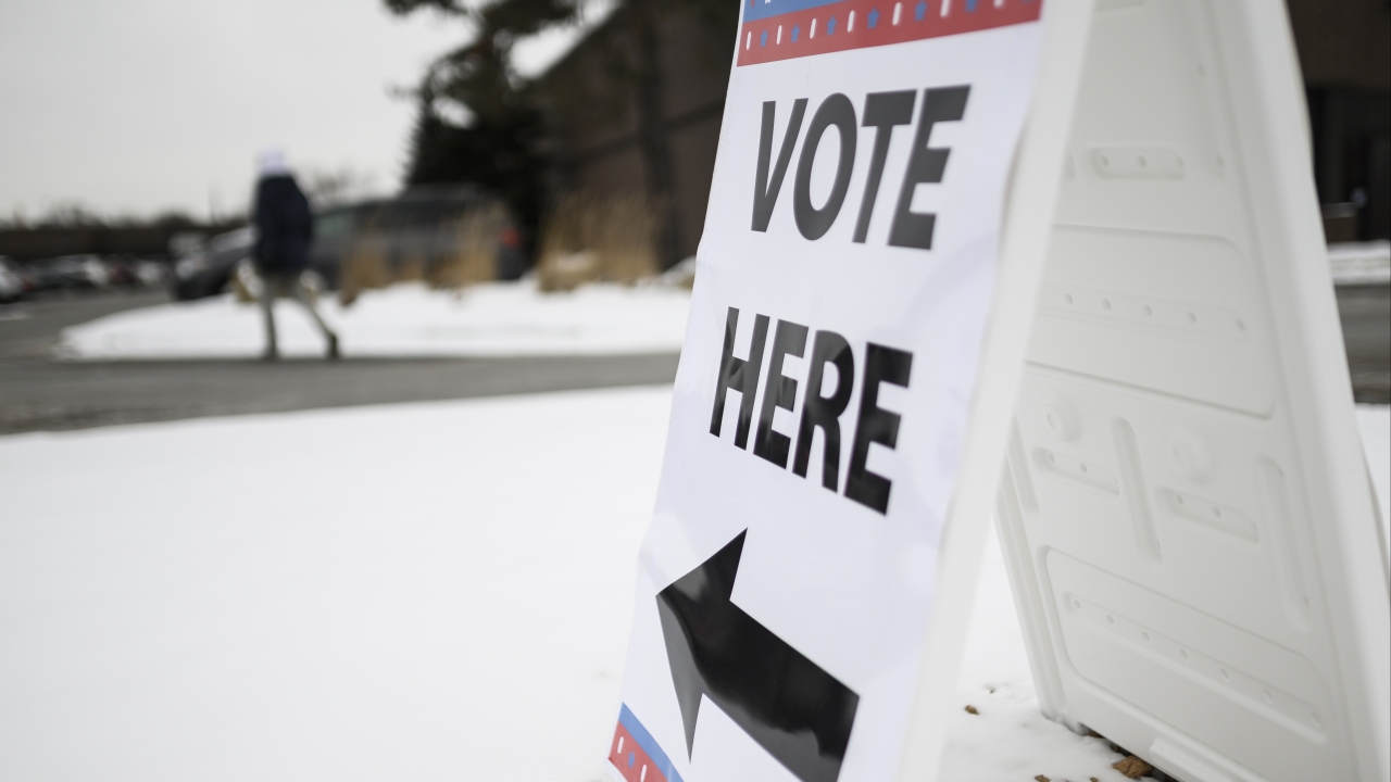 Washington Roundup: Why To Watch College Voters In New Hampshire