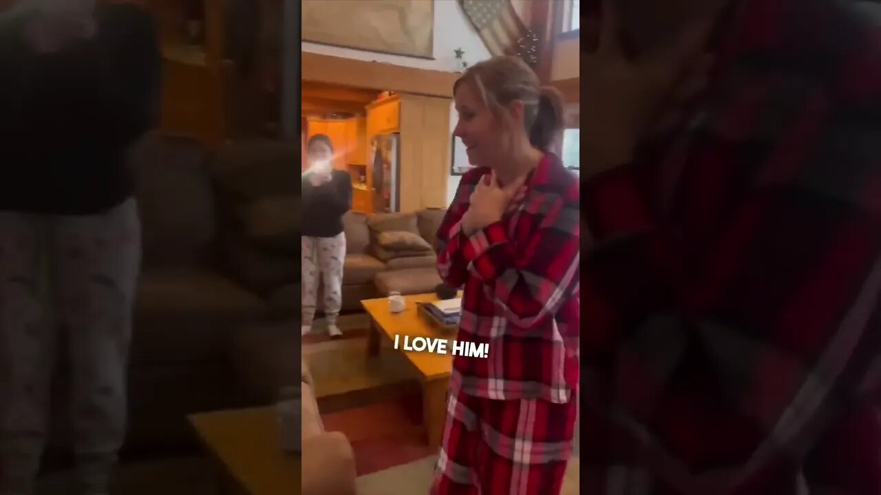 They surprised their mom with a mini cow 😱