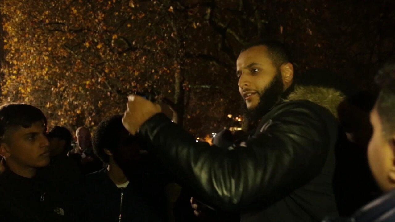 638-Sunni encounters young Shia group! || Mohammed Hijab
