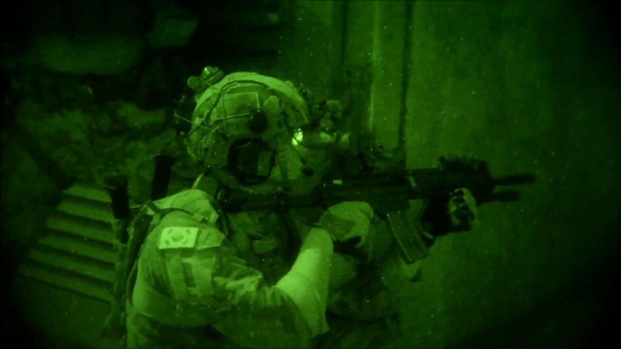 Partner Nation SOF Conducts a Simulated Assault During Rim of the Pacific 2022