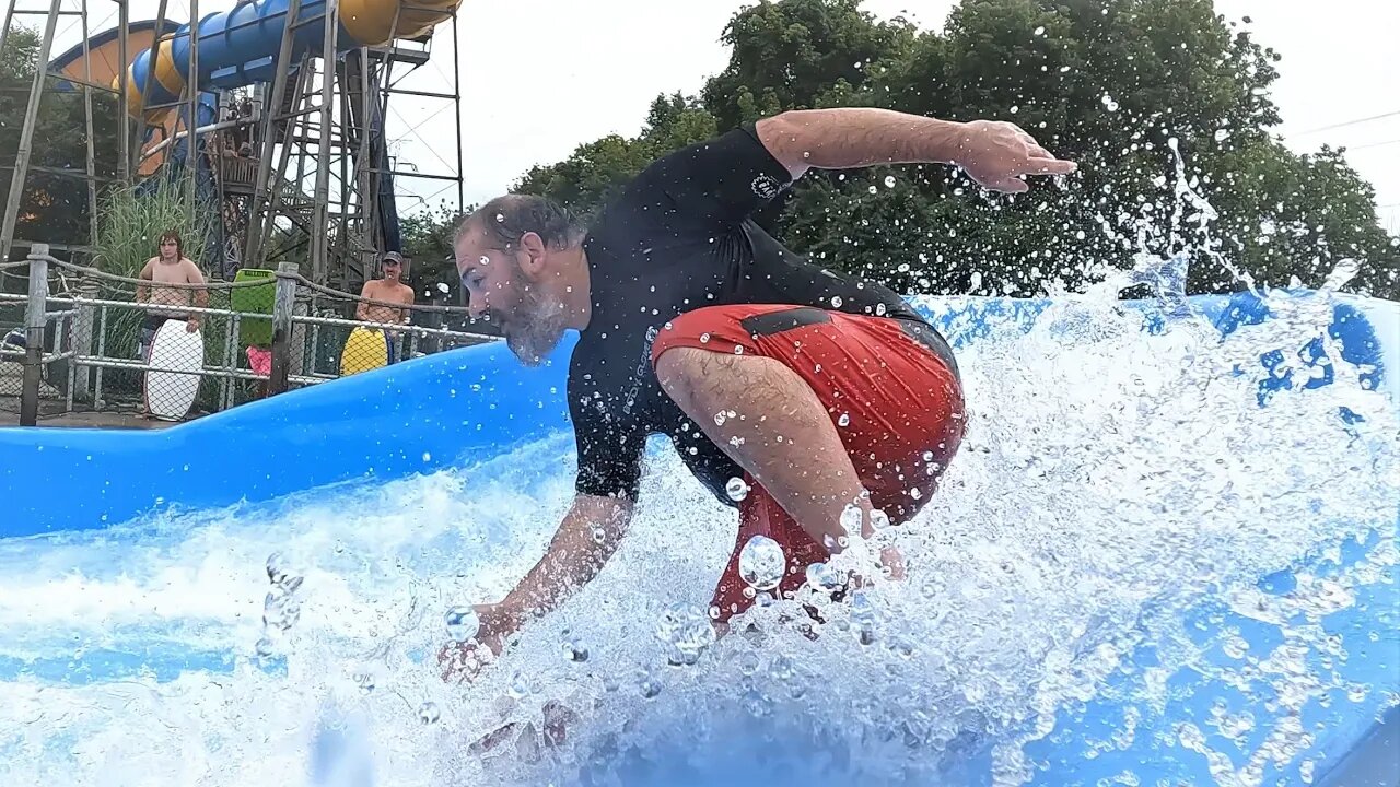 flowrider - Dave "Gilligan" - 1 at Soak City, Kings Island