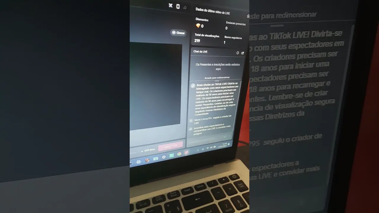 tiktok live studio é uma porcaria... OBS Studio bem melhor e rezando pra obter a chave rtmp