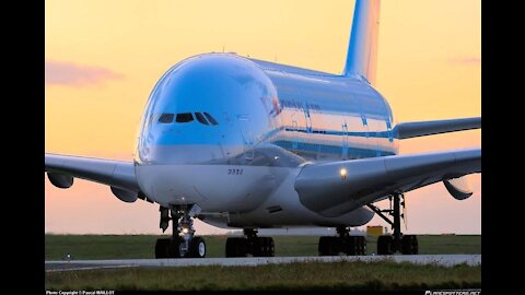Top 10 Biggest and Fastest Airplane ever 2021
