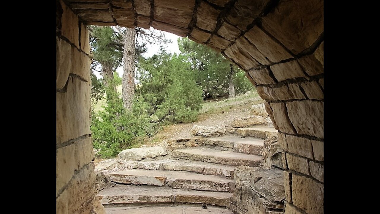 Guernsey State Park: Stone Passages