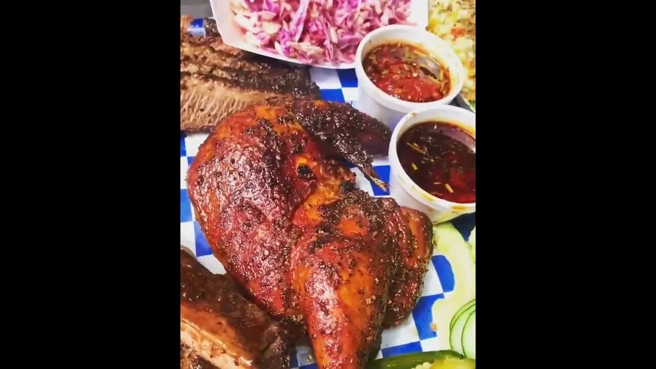 BBQ 💕 | @fatcharlesbbq on IG 🐖👍🏻🐃 #shorts