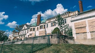 Abandoned Mansion in the Chicago Suburbs