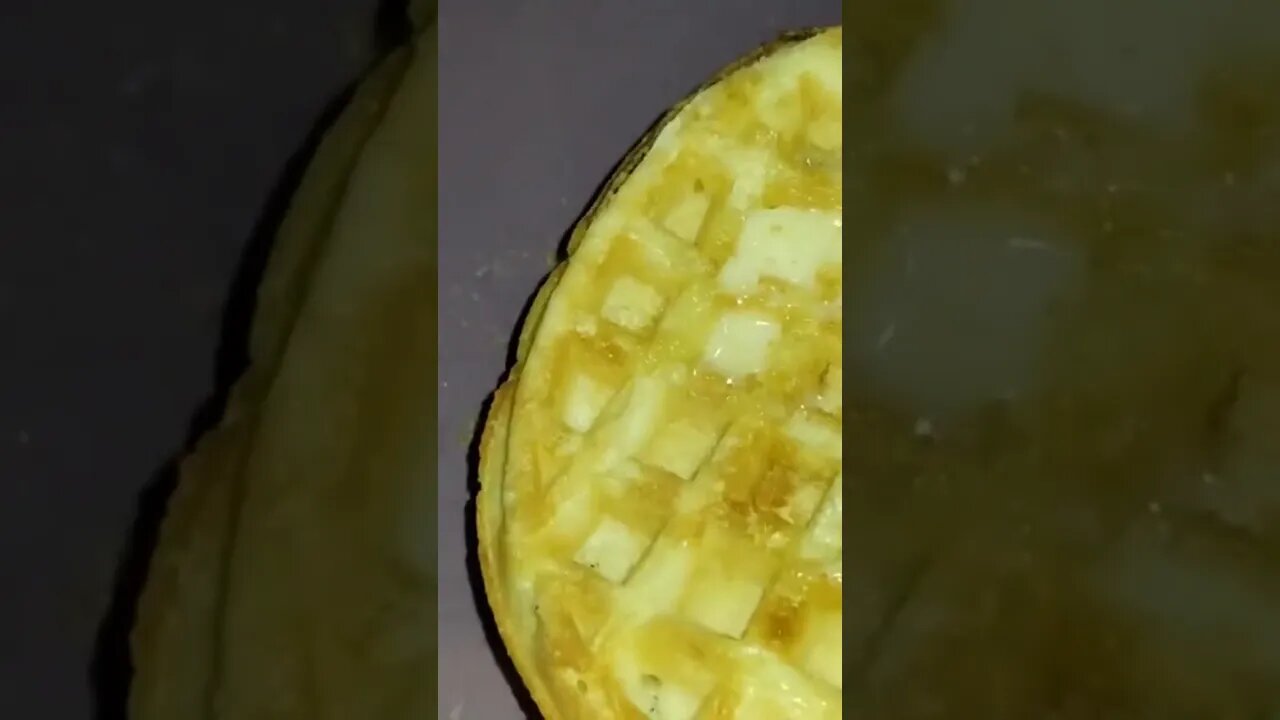 It was one of those waffle & dino chicken nuggets kinda nights. WATCH THIS!!! πΊπΈπ§π #shorts