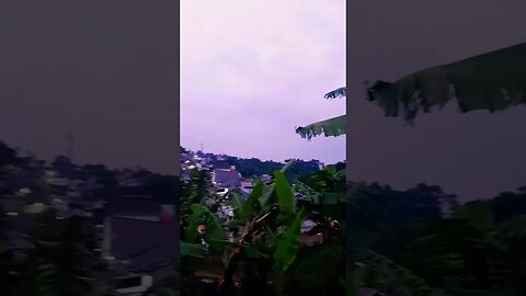 suasana alam di pedesaan, pas magrib mau buka puasa