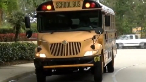 Lighthouse Elementary School does not give kindergarten kids a snack before lunch