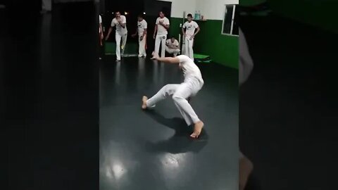 Fundação Ubuntu Capoeira Treinando #shorts