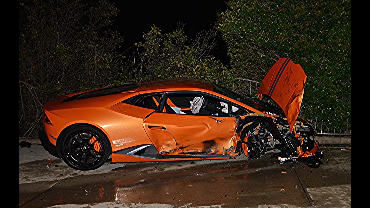 Crash Lamborghini