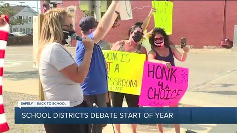 Southeast Michigan school districts debate start of the year