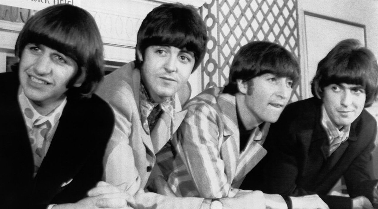 Previously Unreleased Song by The Beatles Part of Upcoming Red and Blue Album Re-release