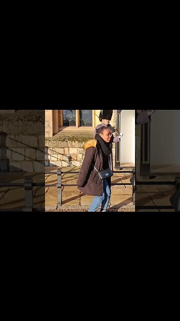 copying the guard #toweroflondon