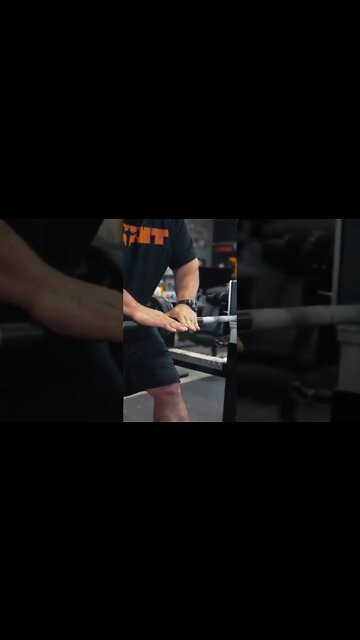 Why A Diagonal Bench Grip is the BEST 💪 #shorts