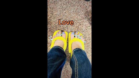 Pedicure of the Day💅🏻