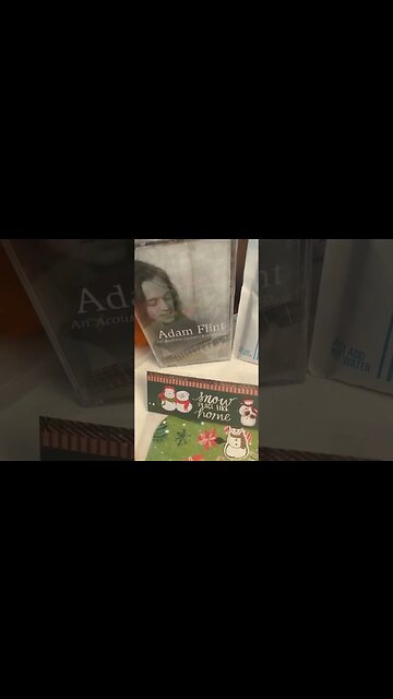 Swiss Miss hot cocoa mix with marshmallows. Thank you, Adam Flint ❄️🆘👑