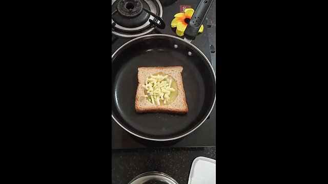 very yummy cheesy sandwich recipe