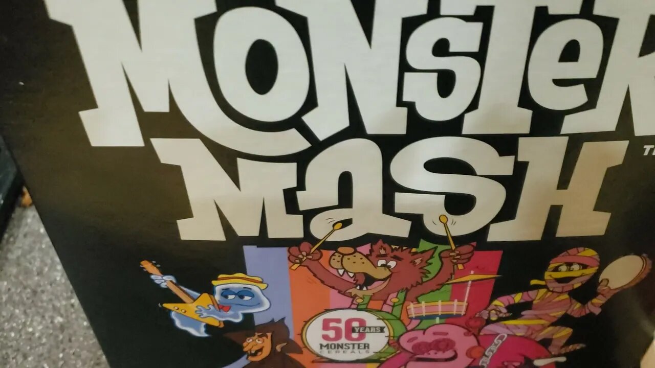 Monster Mash Halloween breakfast! / I give it a 7 out of 10