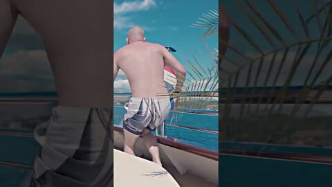 jump off $50m yacht to scare Mr Goon