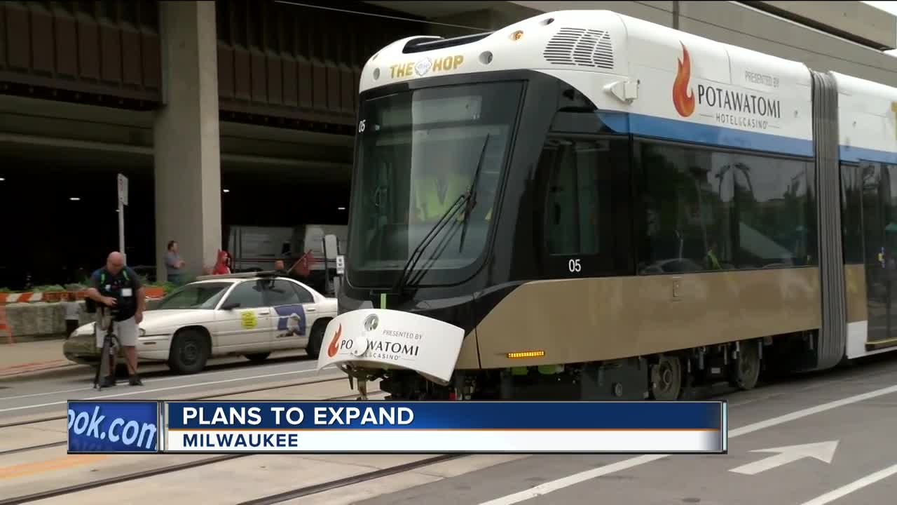 Mayor Barrett plans to expand streetcar track