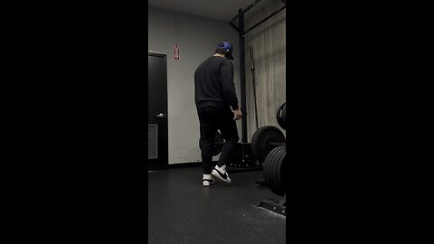 Some straight leg dead lifts. Not too heavy but enough to feel the burn