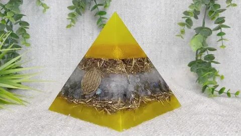 Ascension Orgonites Pyramid - PAOLA