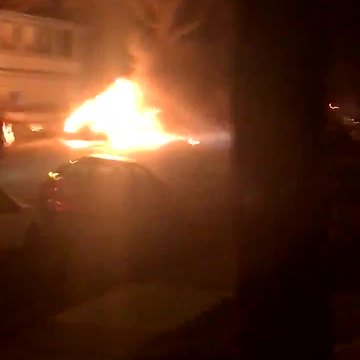 Raw Video: Car set on fire in Brewers Hill neighborhood