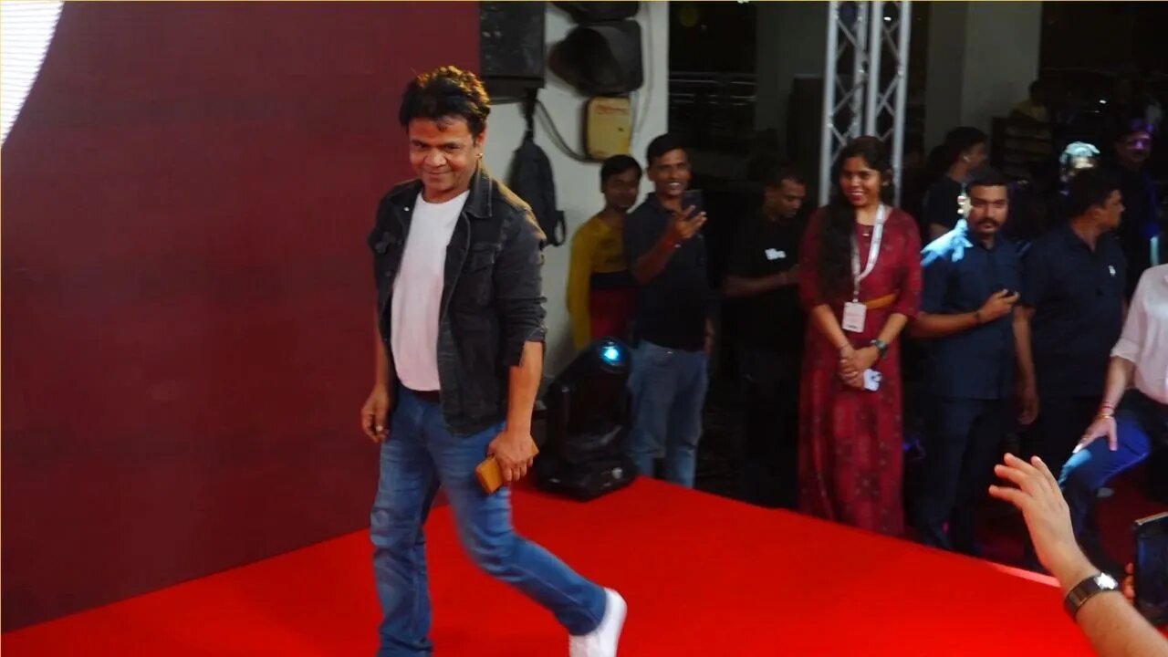 Rajpal Yadav Joins the premiere of Satyaprem Ki Katha Movie 🤩💖🔥