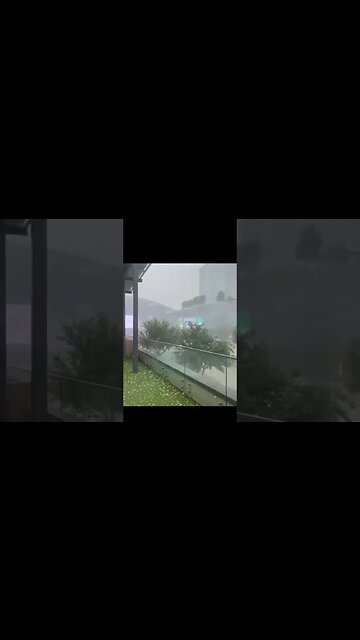 Texas: Hail storm moving across Frisco this evening.