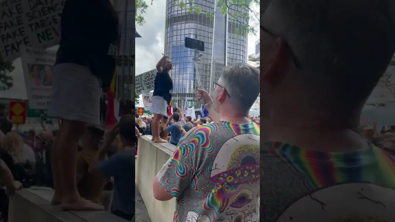 AUSTRALIA - Brisbane Protesters Shout "Shame On You!"