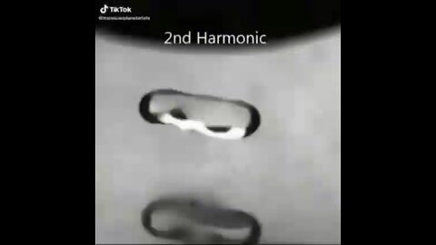 The effect of sound. And the harmonic(no sound)