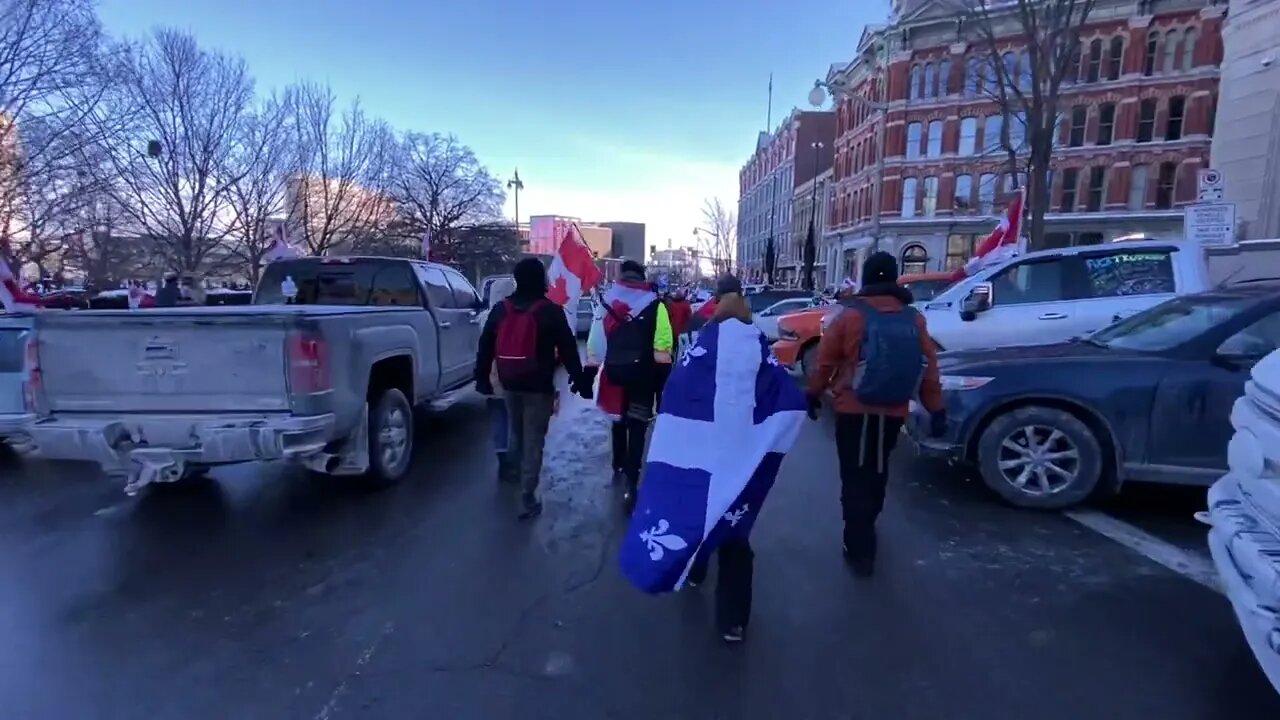 Ottawa Convoy - Freedom! Bagpipes! live footage!